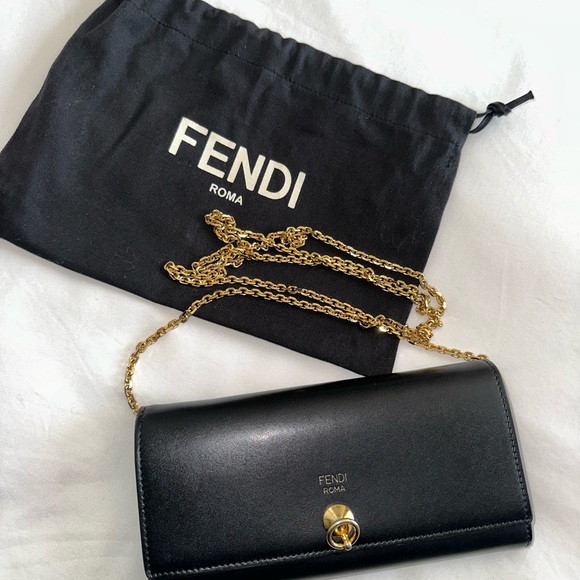 Fendi Wallet on Chain- Leather - Picture 11 of 12